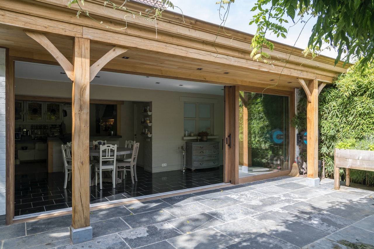 Extension de maison design en chêne français